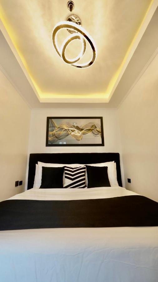 Makati Isabela Luxury Apartment Manila Bagian luar foto