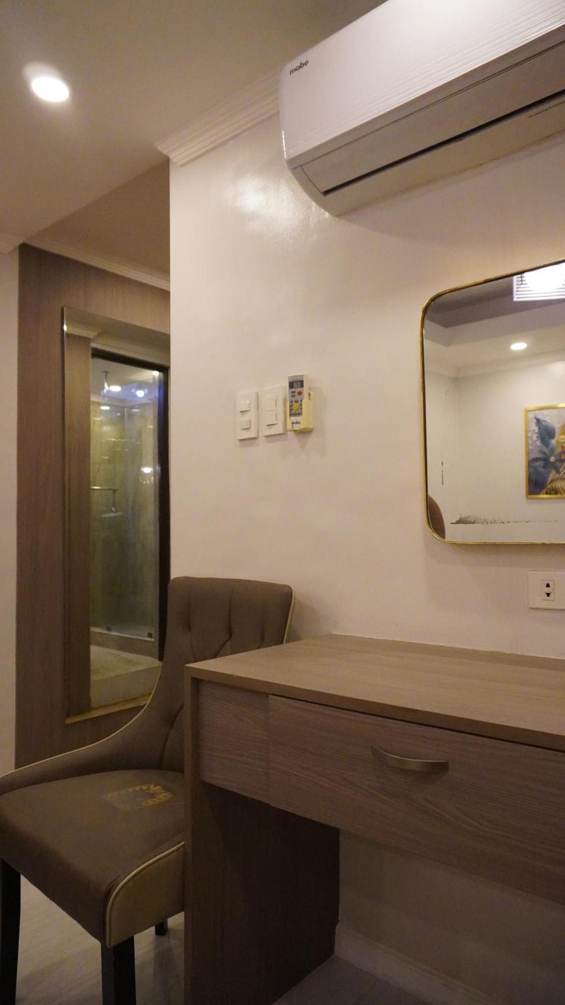Makati Isabela Luxury Apartment Manila Bagian luar foto