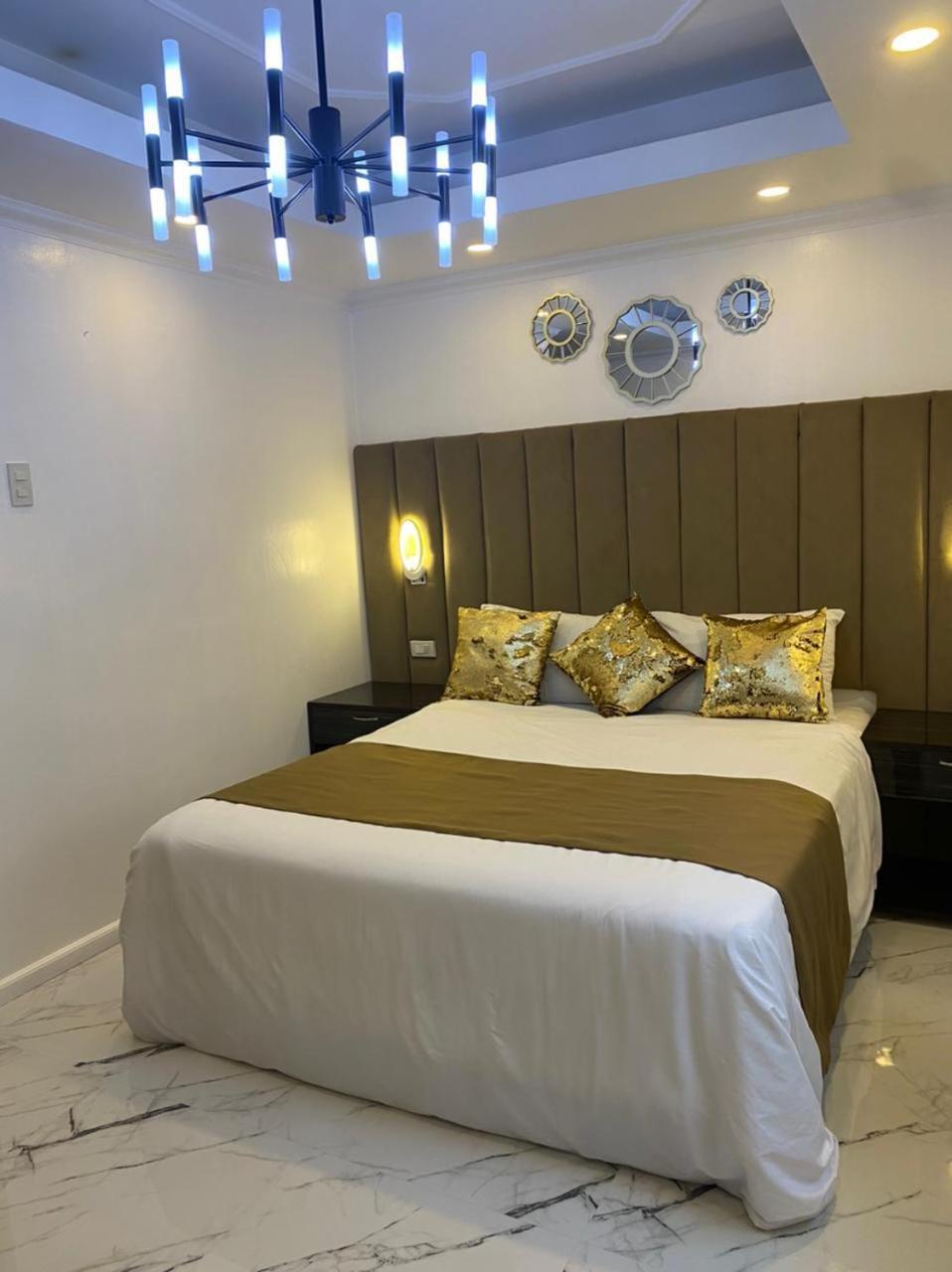 Makati Isabela Luxury Apartment Manila Bagian luar foto
